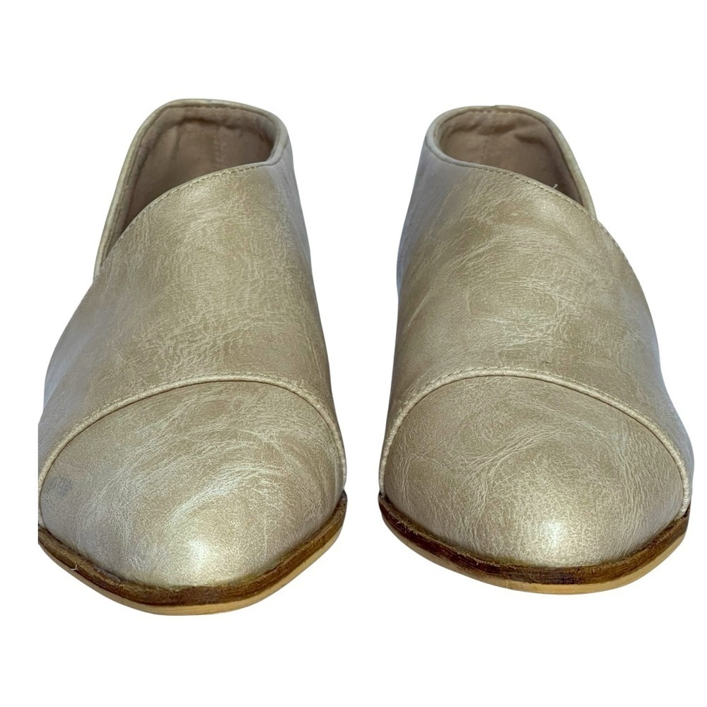 BEAST FASHION CREAM LOAFERS EUC SZ 5.5 - Picture 11 of 14